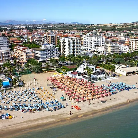 Hotel Tassoni Alba Adriatica