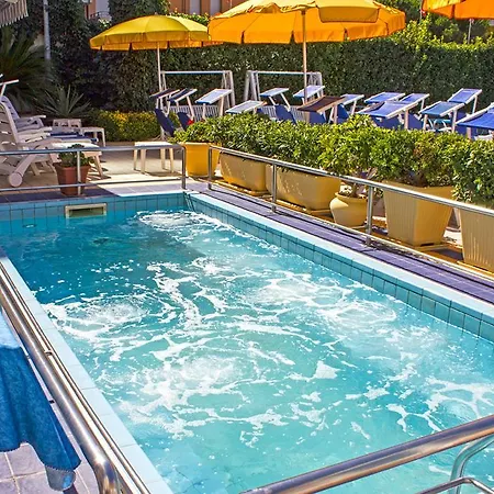 Tassoni Maison Hotell 3*