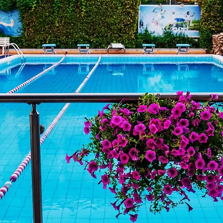 Tassoni Maison Hotel 3*