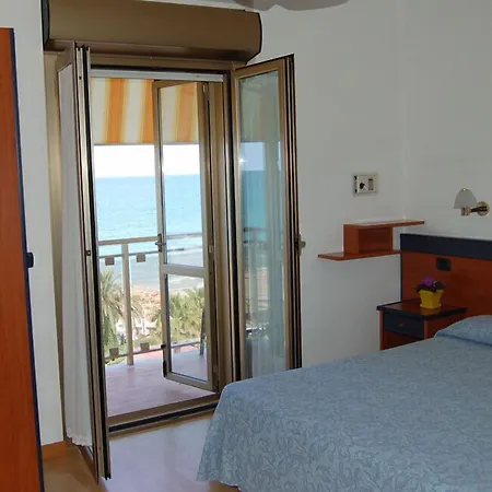 Hotell Tassoni Maison 3*